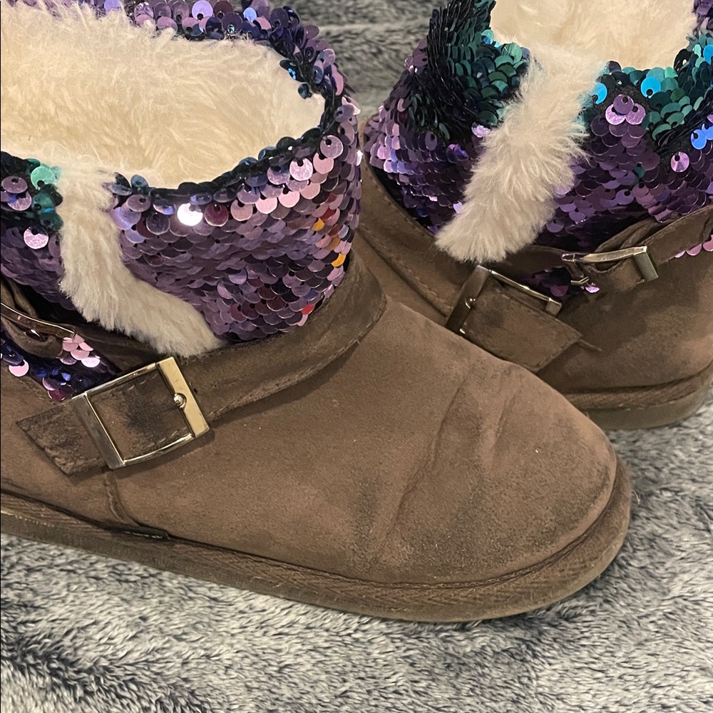 Muk Luk Girl Sequin Fur-Lined Boots